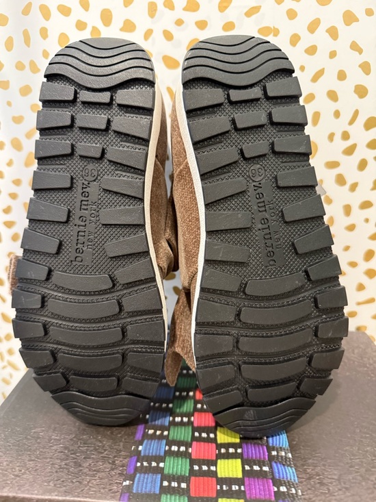 Bernie Mev 5/5.5 Girls Slip-On Sneakers NWT - Picture 4 of 7